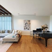 A One-of-a-Kind Renovated Corner Townhouse