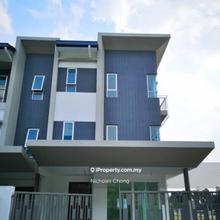 Below Market 27% - 3 Storey Corner Semi-D Tropicana Cheras
