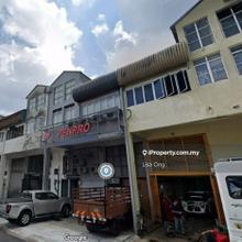 Kepong Sri Edaran 3 storey Factory for Rent