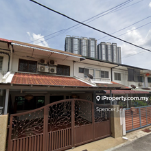 Sentul Townhouse For Sale