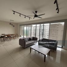 Window On The Park Luxury Condo Fully Furnish For Rent