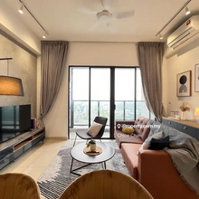 Trion @ KL 807sqft 2 R 2 B Near MRT Fully Furnished Unit For Sale