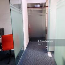 Duplex Office for Rent, 1410sf, partly furnished, next to MRT Station
