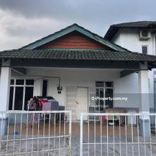 Rumah Semi D Satu Setengah Tingkat Untuk Dijual