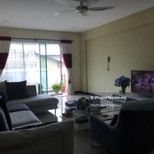 Baystar Condominium - Fully Furnished - 1803sf - 2 Car Parks