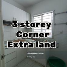 Villa Mas 1 Corner 3 storeys Townhouse For Sale