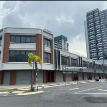 3 Storey Corner Shoplot @ Horizon Square Sepang