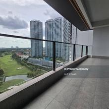 Exclusive unit with own private lift, Golf view