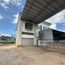 Batu Kitang Warehouse Double Storey Semi Detached For Rent