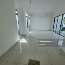 Terrace house for Sale