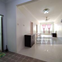 Pangsapuri Segar Perdana 764sf 3 Room 2 Bathroom next to Econsave shop