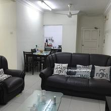 Walking distance to lrt Taman Paramount