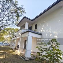 Bu11 Corner Two Storey Newly Refurbished House For Rent