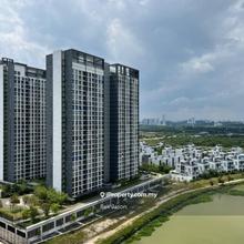 Lakefront Home Residence below market price 