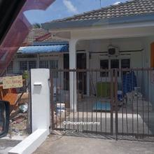 Bukit Setongkol, Kuantan - Hfs176 Teracce  Single Storey 