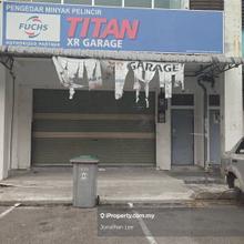 Pulai Hijuaan shop