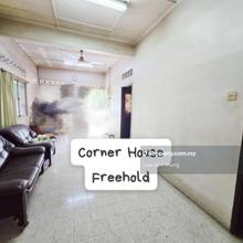 Corner House  / 1sty Taman Petaling, Kepong