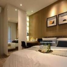 Below market price 2r for sell at southlink first come first serve ya