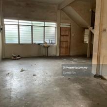1.5 storey terrace in Taman Sikamat in Seremban below rm200k