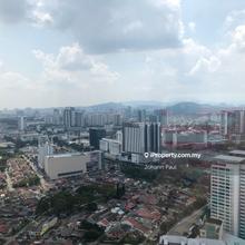 Very convenient SOHO in Pinnacle Petaling Jaya for Sale