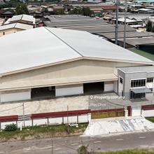 Concrete flooring with 30 to 50ft ceiling height, Ready to operate