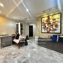 Near LRT & Taipan, Renovated & Extended, Move-In Condition.