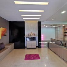 Terrace house for Sale