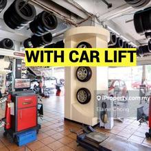 Busy road. With car lift