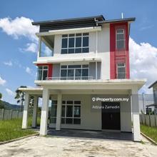 Corner Lot 2.5 Storey Bungalow Taman Cenderawasih Indah, Seremban