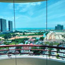 Mutiara Villa , Seaview  Condo near Gurney drive , Penang 