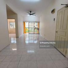 Sri Camellia 1st floor walk up apartment at Bandar Puteri 7