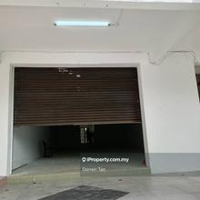 Bandar Country Homes Shop for Rent