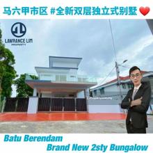 Batu Berendam Brand New 2sty Bungalow Super Convenience Location