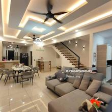 Below Market @ Renovated 2 Storey Terrrace @ Elmina Green 3