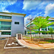 Mainroad Freehold Corporate Building