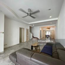 2.5 storey intermediate linkhouse @ Bdr Sri Damansara