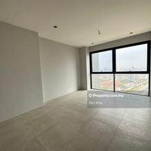 Brand New Condition unit in High Floor 
