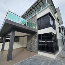 2.5 storey Semi-D at Taman Limbongan Indah, Melaka City