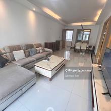 5 min walk to C.I.Q / Grocery / Mall beneath / Facilities/ 1 Car Park