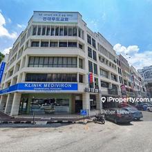 Adjoining Premium Corner Lot At Damansara Perdana