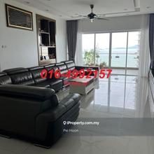 Seaview luxury condo and walking distance to International school