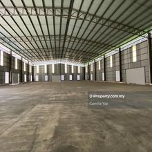 Balakong industrial warehouse cum office factory fr rent!
