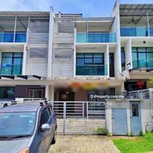 3 Storey Terrace Taman Damai Utama Puchong (Below Value 20%)