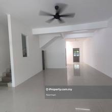 Rumah Terrace Dua Tingkat (Taman Warisan Puteri ) Nak Jual