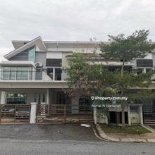Terrace house for Sale