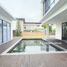 Noble Park, 2-Sty Bungalow with Pool