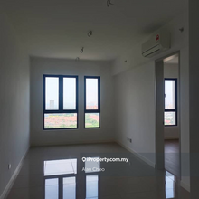 Newly completed condo for sale at Bandar Puteri Puchong