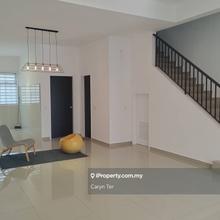 Brand new - Intermediate Lot - Backlane garden - Partially furnished