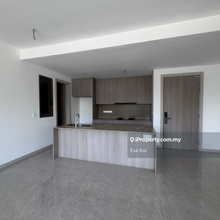 Park Place 2room unit for sale 