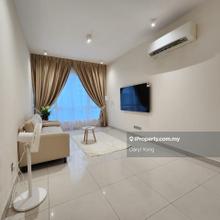Spacious apartment with tasteful furnishing and breathtaking city view